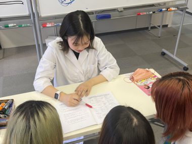 朝の講義前に疑問点も解決!